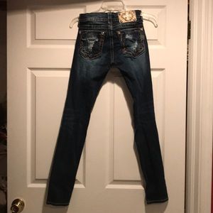 Miss Me skinny jeans.